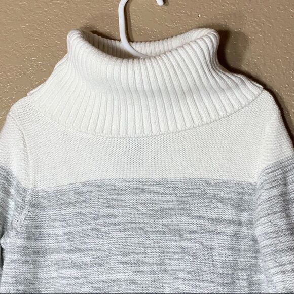 Gap girls turtle neck sweater dress‎ - Picture 4 of 10